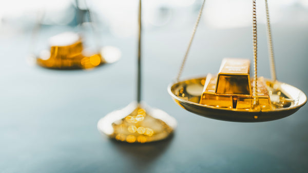 De ce aurul nu este o investiție. Și de ce exact de aceea ar trebui să-l cumperi
